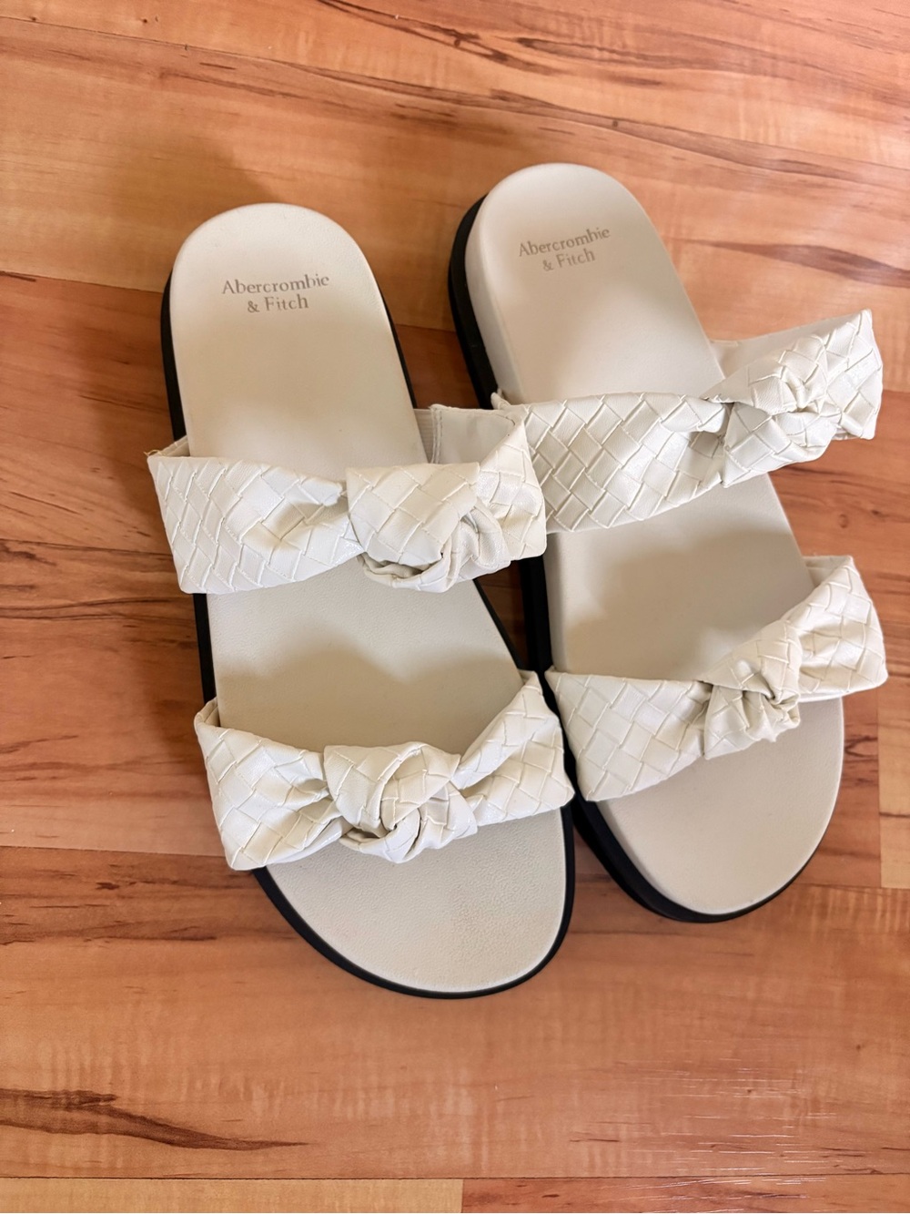 Abercrombie & Fitch Cream Woven-Knot Double Strap Slide Sandals